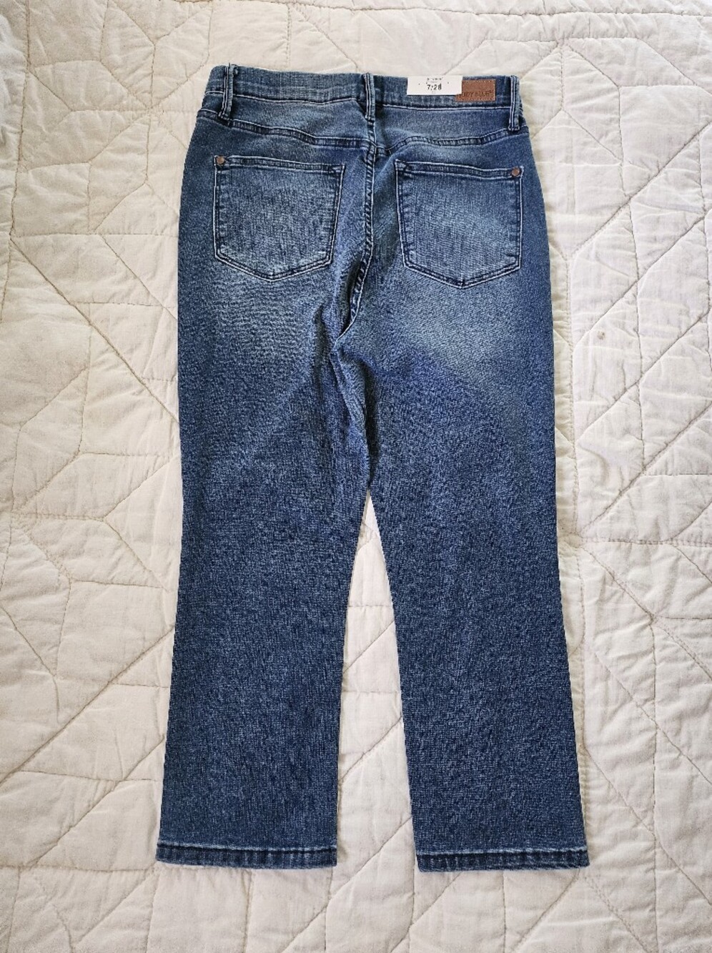 Judy Blue Pull-Up Skinny Fit Capri - Size 7/28 - Picture 2 of 9